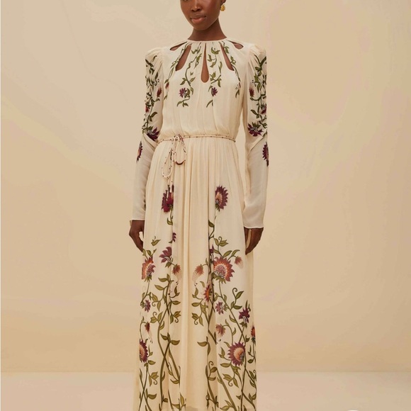 FARM Rio Dresses & Skirts - FARM Rio Cream Floral Long Sleeve Dress Medium NWT